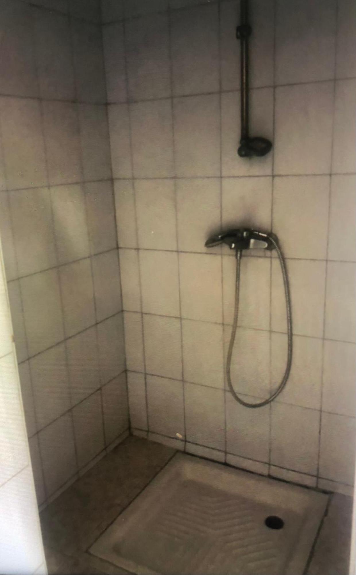 Tatys Homestay Darüsselam Dış mekan fotoğraf