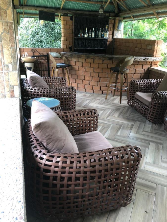 Tatys Homestay Darüsselam Dış mekan fotoğraf